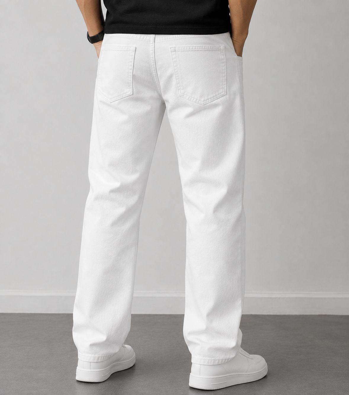 White Mom Fit Jeans