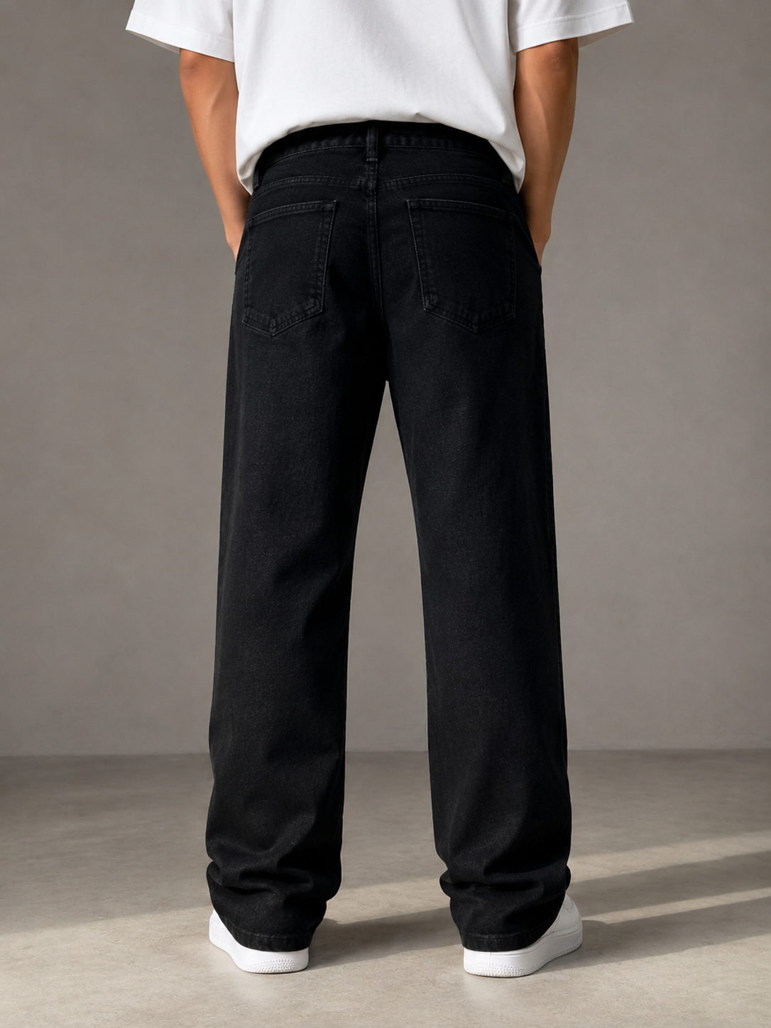 Straight Fit Baggy Jeans — Black - Image 4
